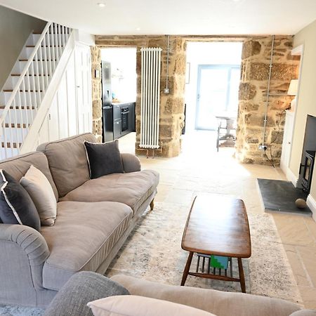 No 30 Historic Georgian Cottage - Newly Renovated For 2024 彭赞斯 外观 照片